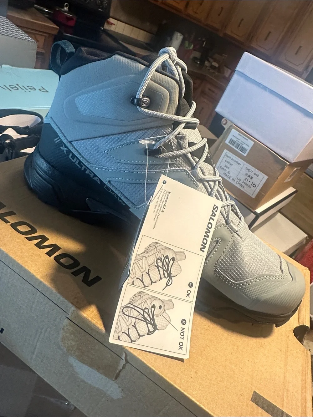 Salomon Men’s Light Gray and Black Hiking Boots